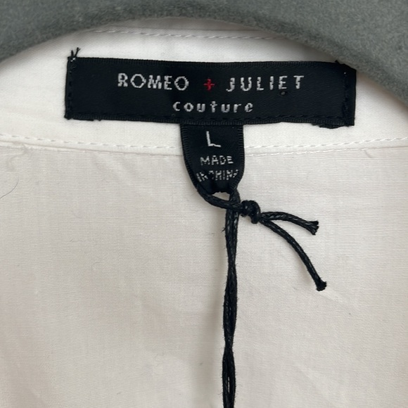 NWT Romeo + Juliet Couture blouse - Picture 2 of 5